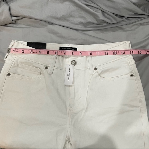 NWT - Banana Republic White Girlfriend Jeans Size 26 / 2T - Picture 7 of 7